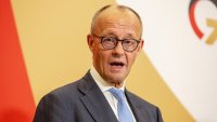 Mерц предлага по-тесни връзки между Европа и Азия като защита от Китай