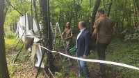Започна премахването на оградата около незаконни строежи край Варна