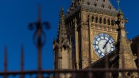 Пет години след Brexit - старите проблеми пред Лондон остават, а се задават нови