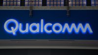 Qualcomm записа 12% спад на приходите от продажби