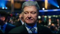 Украйна е наложила санкции на бившия президент Петро Порошенко