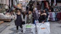 Турската инфлация се ускорява за втори пореден месец под натиска на войната в Иран