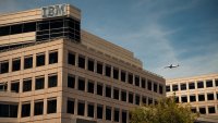 IBM отчита 5% ръст на продажбите и възстановяване на сделките в инфраструктурния бизнес