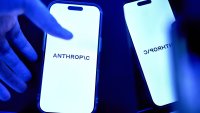 Anthropic се опитва да засили доверието на инвеститорите преди IPO-то си