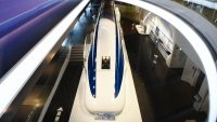 Япония отлага плановете да пусне най-бързата влакова услуга в света
