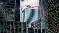 Британската HSBC се преструктурира и избра за пръв път жена за главен финансов директор