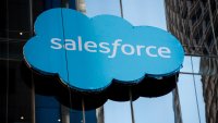 Salesforce обмисля още съкращения