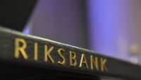 Шведската централна банка сигнализира за още три понижения на лихвите през тази година