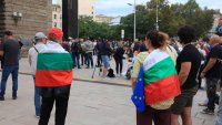 Общественото напрежение в страната остава високо преди президентските избори