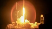 Търгово предложение може да оцени SpaceX на 350 млрд. долара