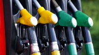 КЗК няма да глобява бензиностанции заради паниката с горивата преди 2 години