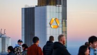 Германия ще търси мир след победата на UniCredit над Commerzbank