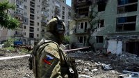 Война на изтощение: Русия влошава прогнозата за дефицита, Украйна орязва разходи