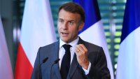 От Макрон до Моди: Правителствата разгъват червен килим за гигантите в изкуствения интелект