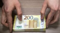 Разходите по държавните заеми в Европа растат, но какво означава това за домакинствата?
