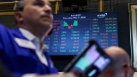 Wall Street изпрати най-лошата си сесия от седмици след глобални разпродажби