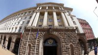 Правителството ще тегли държавен дълг до 3,8 млрд. евро