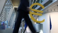 ЕЦБ: Еврозоната не е застрашена от системен риск, но частното кредитиране създава напрежение