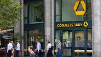 UniCredit    4,5%  Commerzbank   