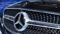 Mercedes-Benz планира да съкращава разходите с "няколко милиарда евро годишно"