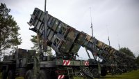 Украйна тайно преговаря за ракети за Patriot и доставки може да има от неочаквани места