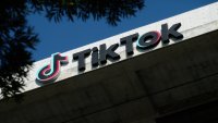 TikTok се опитва да се спаси в САЩ със скъпа рекламна кампания