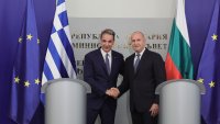 Радев и Мицотакис потвърдиха връзките между България и Гърция в енергетиката и отбраната