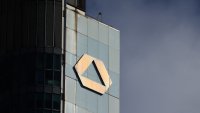 UniCredit срещу Commerzbank: Ще се роди ли "европейски шампион"?