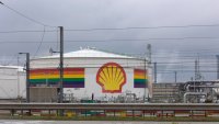 Shell изненада с печалба от 7,7 млрд. долара за тримесечието