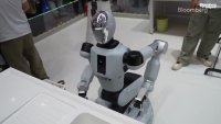 Коя е първата листната компания за хуманоидни роботи в Китай