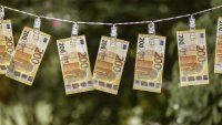 ЕП одобри нови правила на евросъюза за борба с прането на пари
