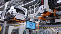 Volkswagen влага 460 млн. евро в производството на електромобили във Волфсбург