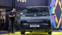 Renault ще инвестира над 10 млрд. евро в електромобили във Франция