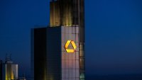 Германия обмисля продажба на дела си в Commerzbank, ако UniCredit я придобие