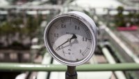 ЕС ще разчита, че доставките на газ през зимата ще неутрализират празните хранилища