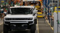General Motors изпревари Toyota, връщайки си короната при продажбите в САЩ