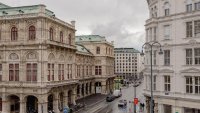 Защо антените на руските дипломатически сгради притесняват Европа?