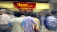 След Billa Rewe може да продаде и веригата магазини Penny в Италия