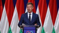 Мадяр инициира отстраняването на унгарския президент чрез поправка в Конституцията