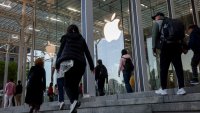 Apple предизвиква Amazon на пазара за умни домове с новото си устройство HomeView