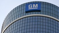 GM съкращава 1700 служители в завода си в Канзас