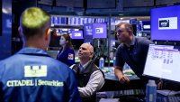 Wall Street отваря със спадове в очакване на решението на Фед за лихвите*