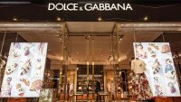 Dolce & Gabbana се опитва да набере парични средства в замяна на опрощаване на дълг