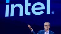 Акционери съдят Intel за подвеждане