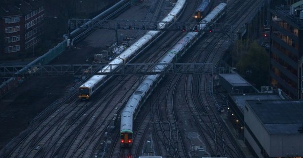 Експериментът на Германия с билета за 9 евро достига своя