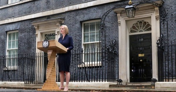 Очаквано Лиз Тръс ще бъде новият британски премиер Политическият хамелеон Лиз
