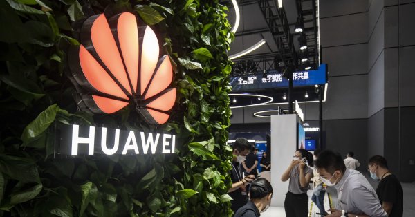 Huawei има огромно портфолио от над 10 хил патента в