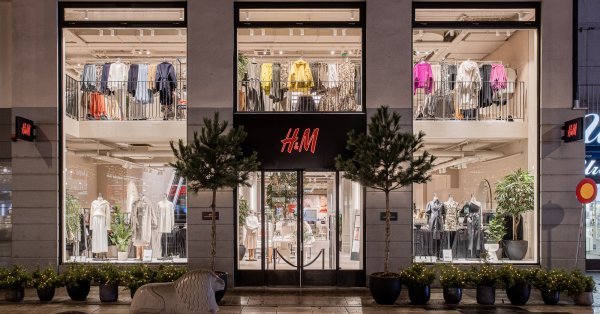 Печалбата преди данъци на H&M се е свила близо 9