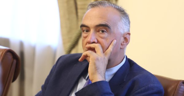 Искам първо да подчертая че това със сигурност не е