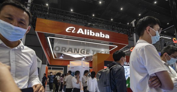 Lazada на Alibaba иска да се конкурира с Amazon в